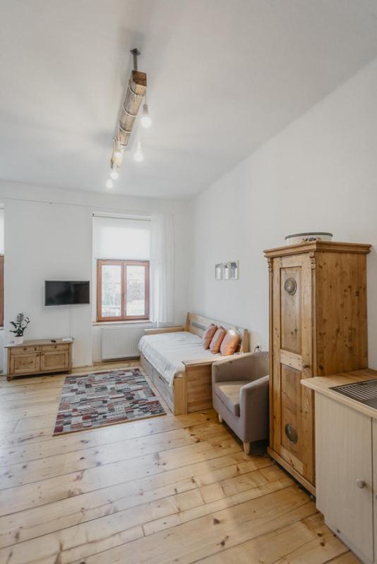 Apartman 3, Suvorovova 158 Cesky Brod Eksteriør billede